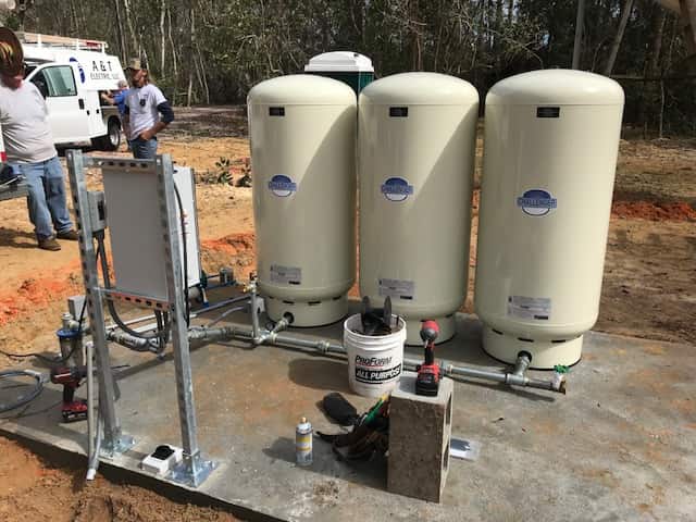 Pressure tank bank